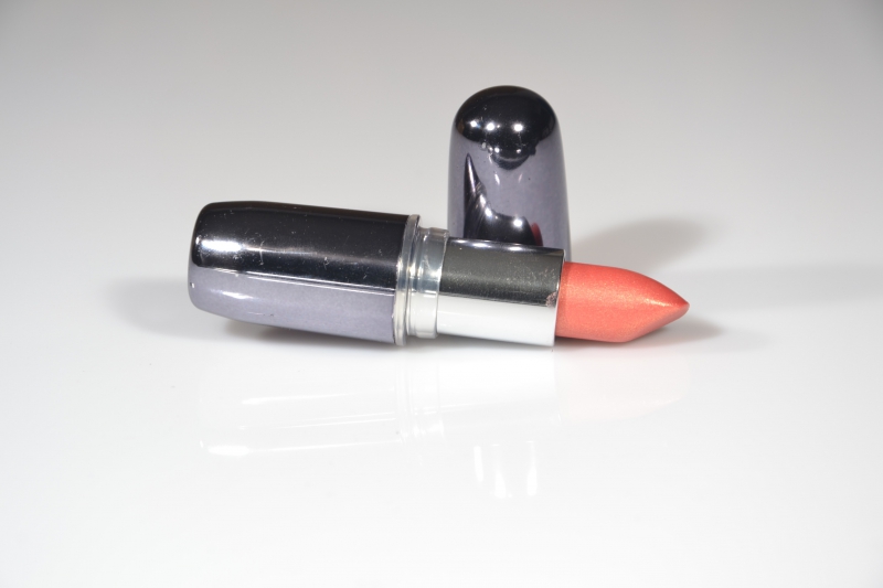 esthetique-VINON SUR VERDON-min_lipstick-273109